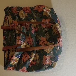 A gorgeous tote large bag.